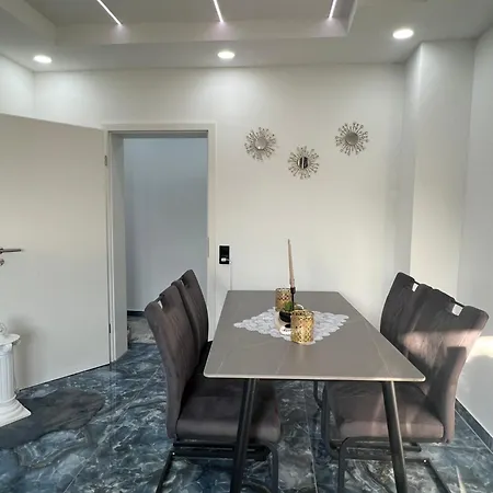 Saphierblue Apartman *